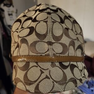 Women's cap